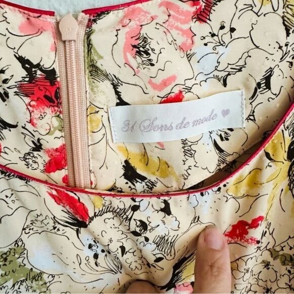 31 Sons de Mode Boho Floral Pleated Swing Flowy Round Neck Long Sleeves Size M - Picture 6 of 10